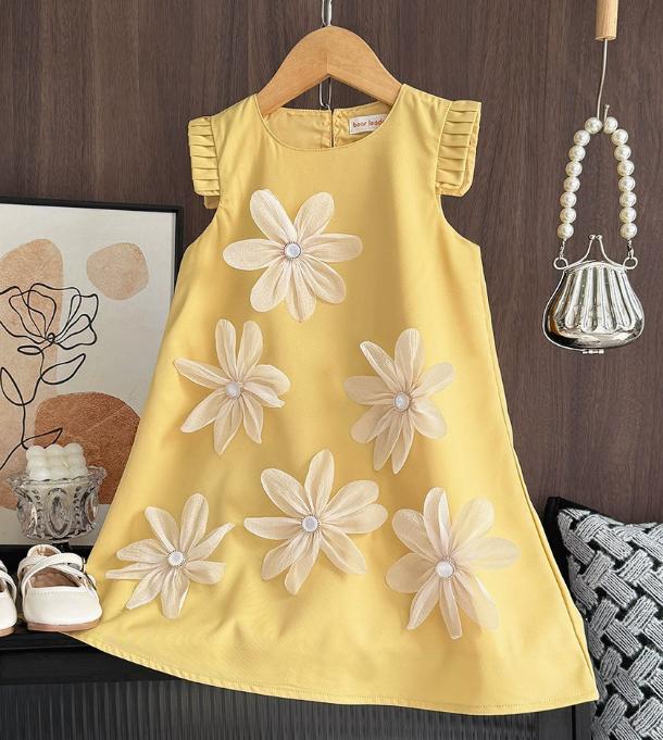 Sunshine Daisy Shift Dress